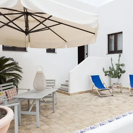 Hotel Mercanti Di Mare 3*